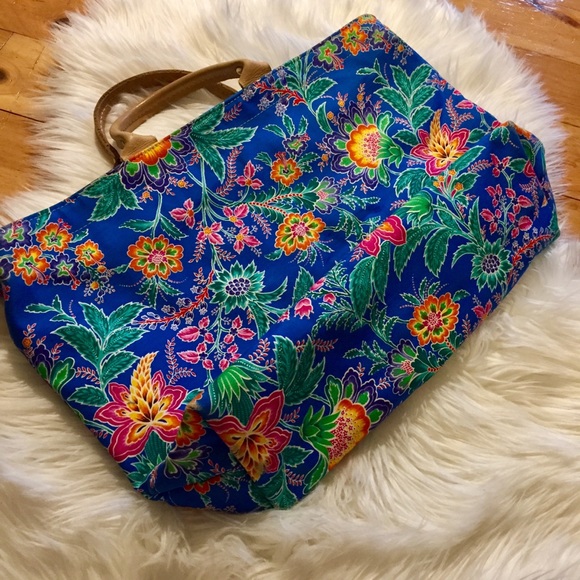 Tropical Weekender Bag w/ Real Leather Handles - Picture 3 of 9